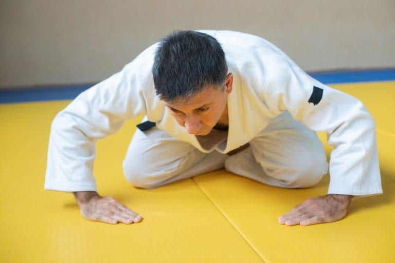 Morote gari a przepisy judo: czy ten rzut można stosować na zawodach?